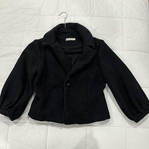 Black ¾ sleeve jacket